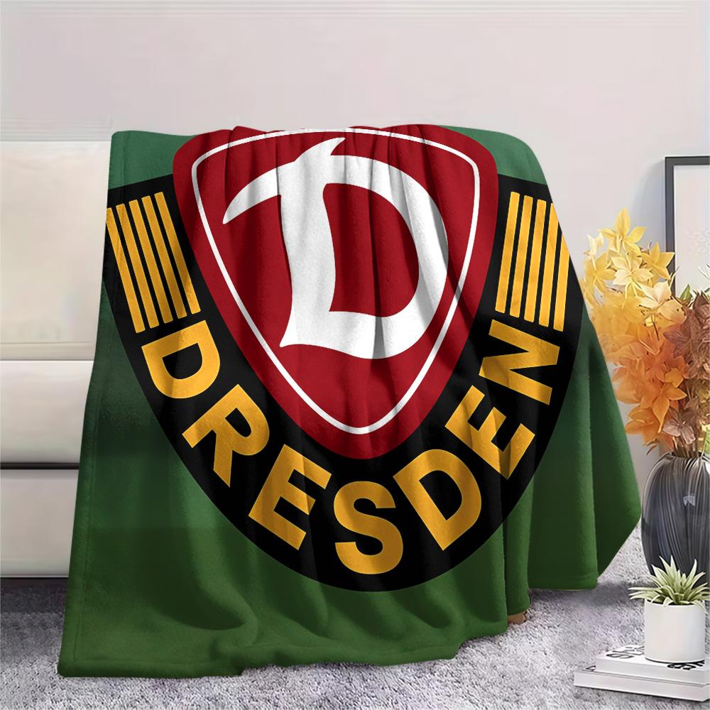 

Dynamo Dresden Print Flannel Blanket, High quality Comfortable for All Seasons, Home Decor, Warmth and Comfort, Perfect for Christmas Gifts 80cm x 120cm