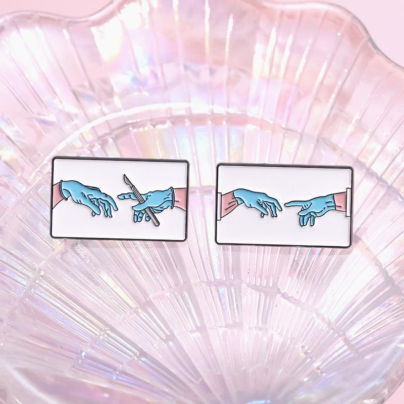 Adorable Cartoon Duck Brooch Stylish Alloy Pin For Fashionable In Accessories