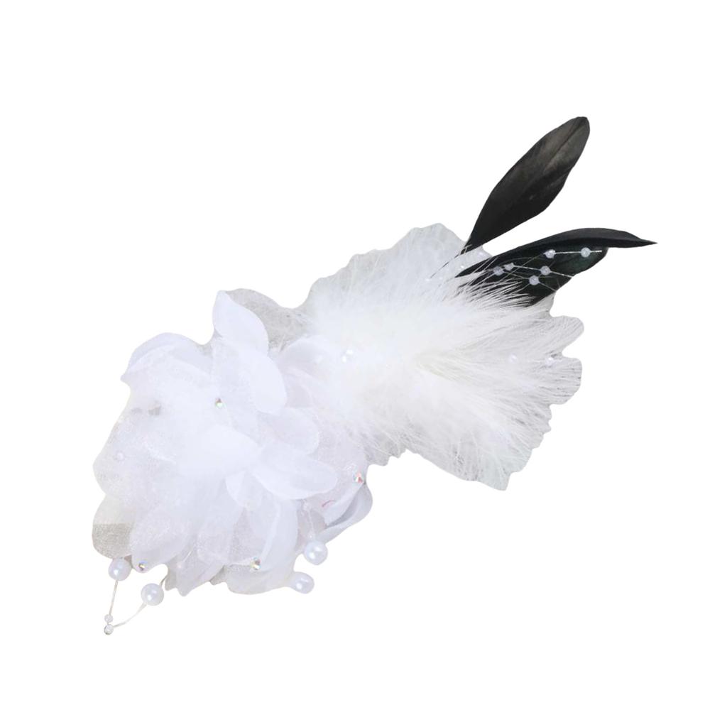 Waterproof Feather Corsage Pin Synthetic Fabric Texture Quick Attach Clip Perfect for Outdoor Weddings Business Occasion