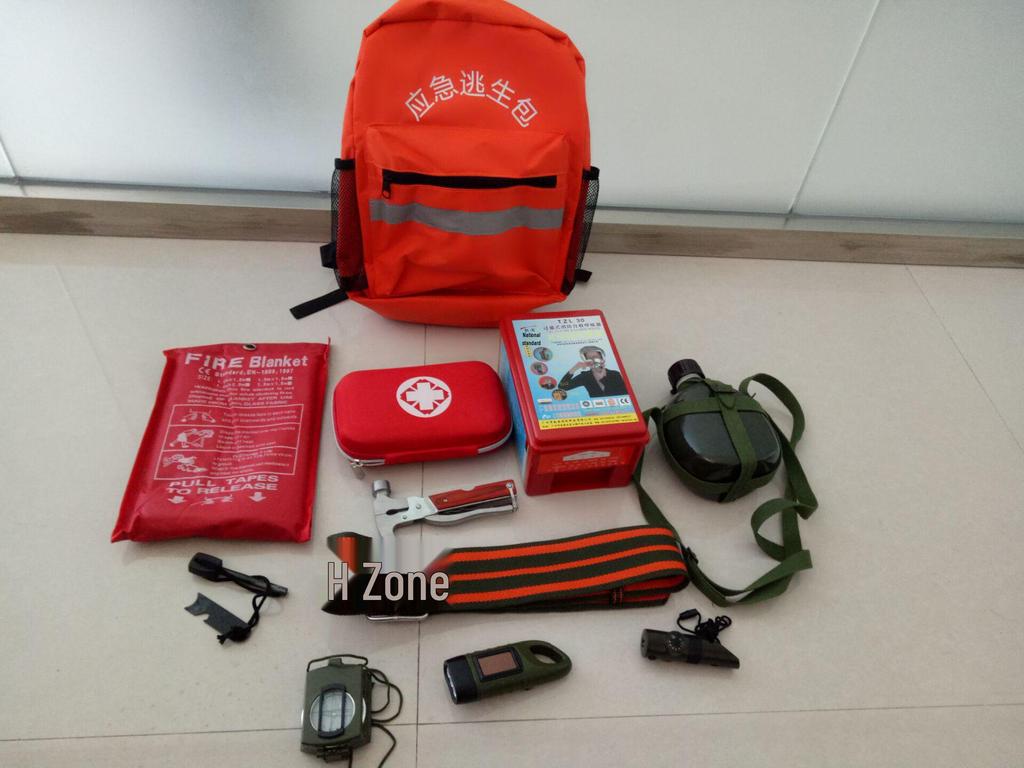 Flood Control Multi-functional Emergency Handheld Backpack Rescue Kit