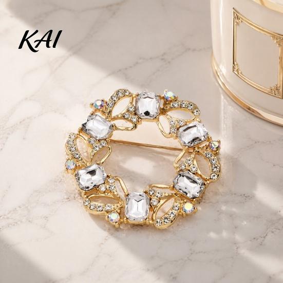 Bag Decoration Pin Women Rhinestone Hollow Wreath Brooch, Dainty Decorative Badge Daily Wear Jewelry Pin, Sweater Cardigan Coat Dress Accessories