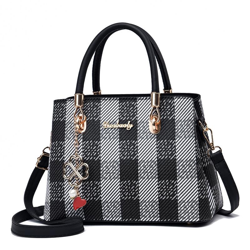 Atmospheric Women's Bag Spring and Summer Latest Korean Plaid Trendy Style Women's Handbag Big Bag with A Single Shoulder Crossbody Bag