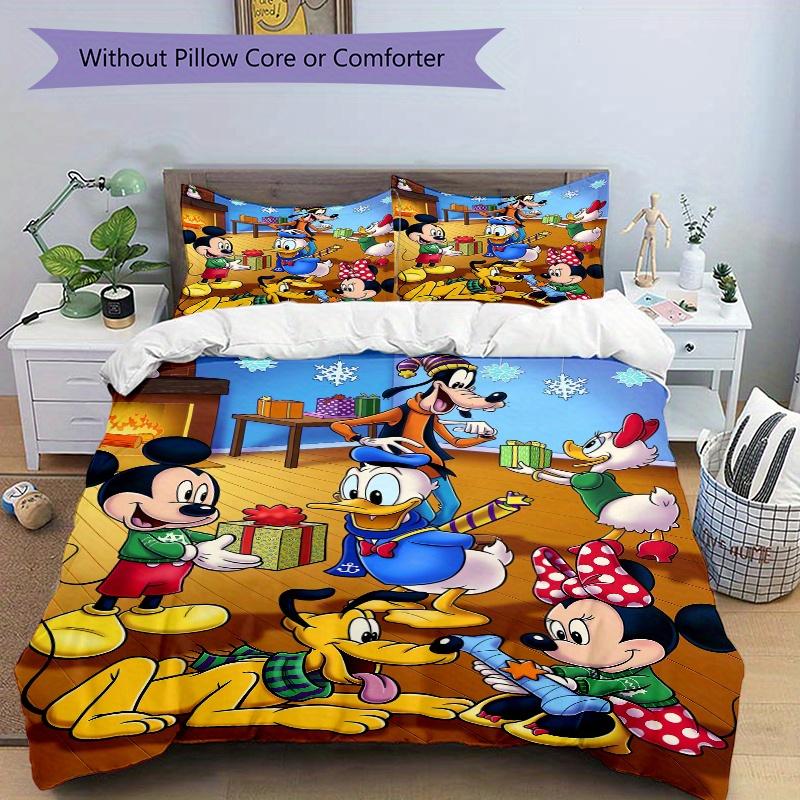 3pcs Merry Christmas Mickey and Friends Bedding Set - 1 Soft Quilt Cover + 2 Pillowcases, Machine Washable - Suitable for All Seasons, Perfect Gi