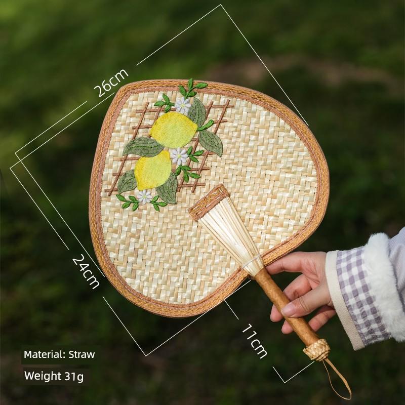 Hand-Woven Cattail Fan, Ancient Style Round Fan, Portable Hanfu Fan, Trendy Chinese Style, Woven, Portable, High Aesthetic Value, Summer