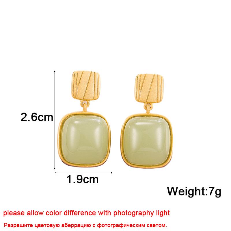 Avocado Green Square Dangle Earrings for Women Uneven Gold Metal Top Sweet Female Hanging Earrings Cute Ear Decor