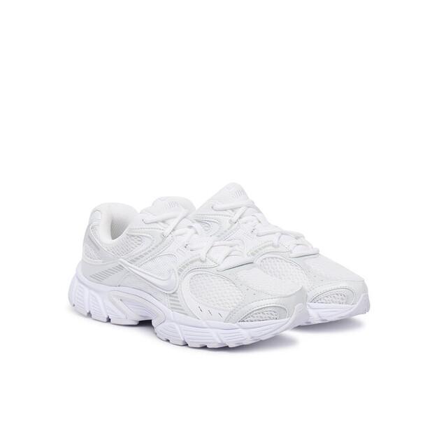 Nike V5 RNR Sneakers