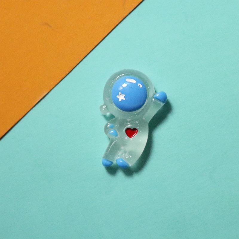 5pcs Cute Transparent Astronaut Fridge Magnets resin cartoon stereo magnet kitchen Decorative Photo Wall Message board Magnet