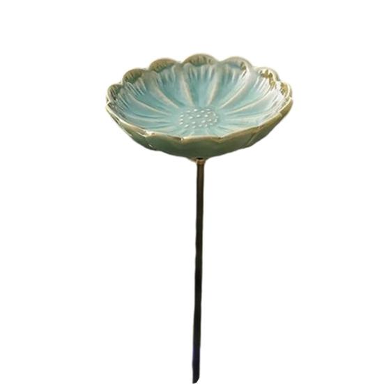 Ceramic Flower Bee Feeder, Garden Bee Watering Station, Outdoor Decorative Butterfly Cup for Thirsty Pollinators Patio Yard Decor