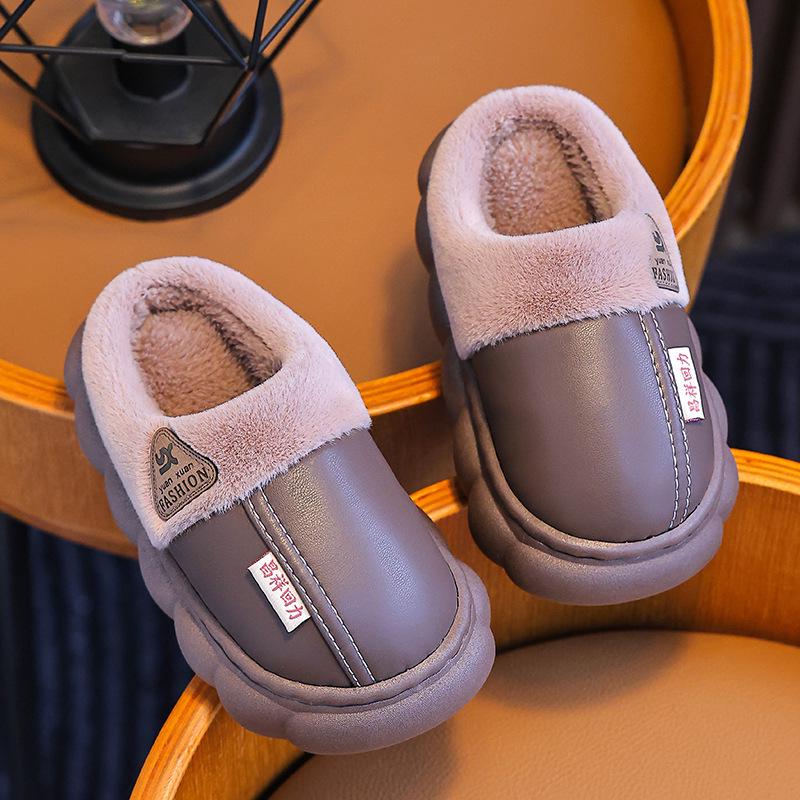 

Cozy Autumn/Winter Cotton Slippers for All, Thick Non-Slip Soles, Indoor Use, Warm Velvet, with a Unique Stepped in Poop Feel. Size 26-27, Inner Length ~16.5cm коричневий