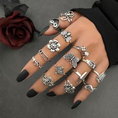 15 Parça Kore Retro Aşk Yağ Damlası Kurukafa & Kelebek Örümcek Yüzük Seti