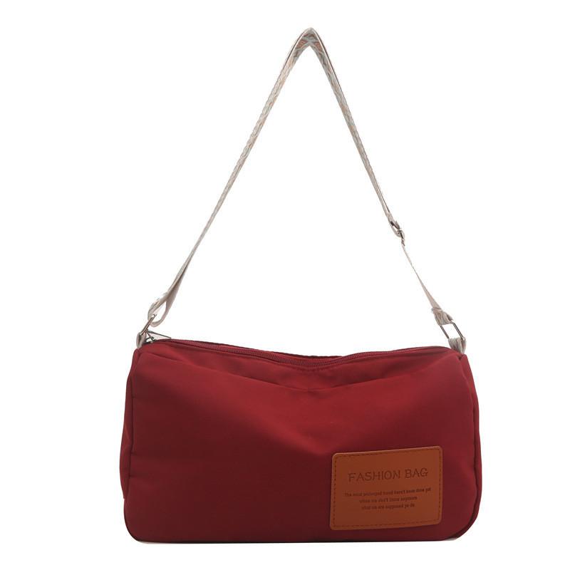 Large Capacity Street Style Tote Bag For Women Fashionable And Functional Shoulder Bag