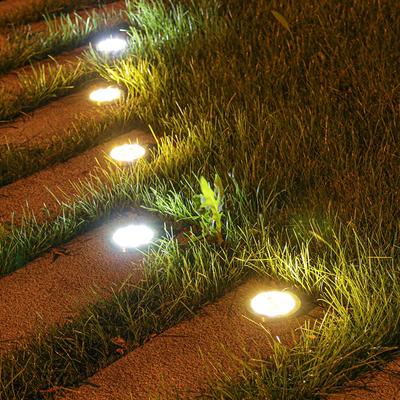 Venkovní osvětlení – Solární lampy