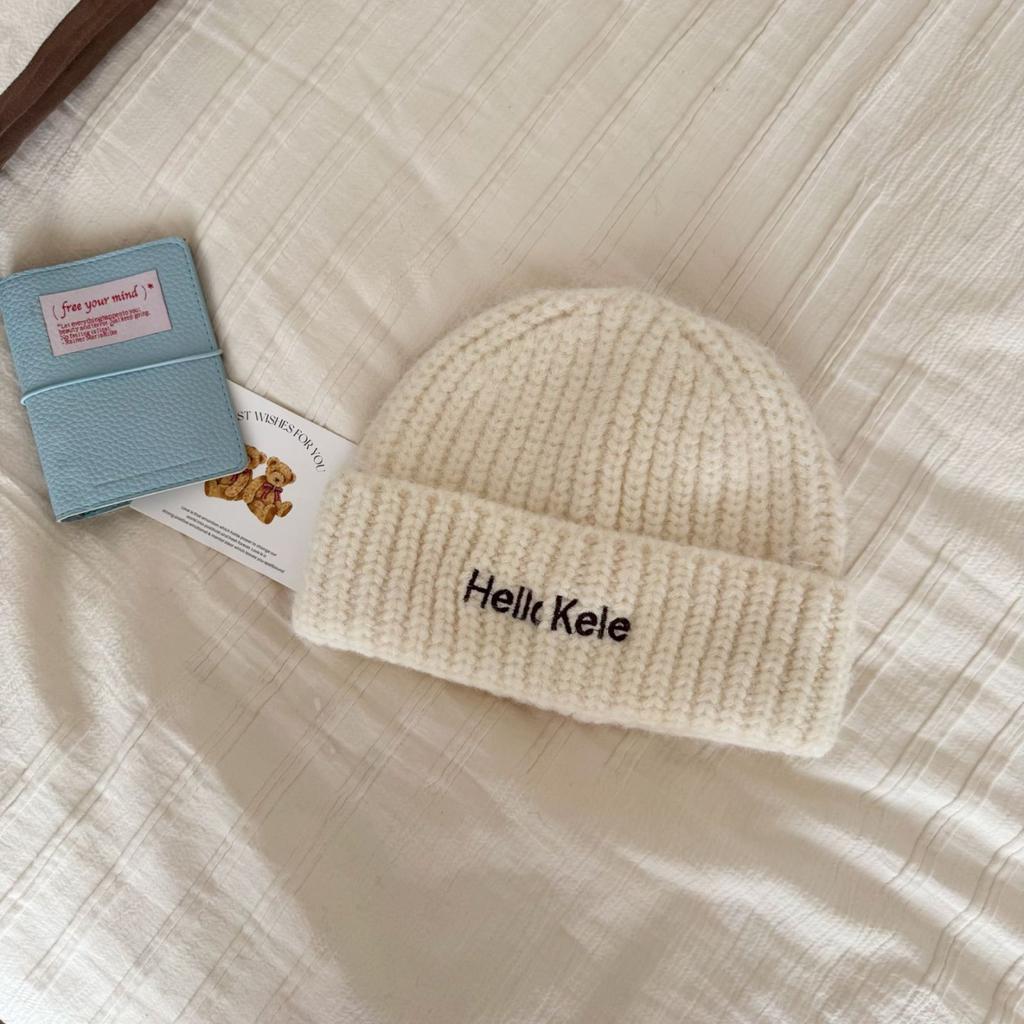 2025 New Alphabet Embroidery Fashion Hat Wool Hat Foreign Knitted Hat Premium Warm Versatile Cold Hat