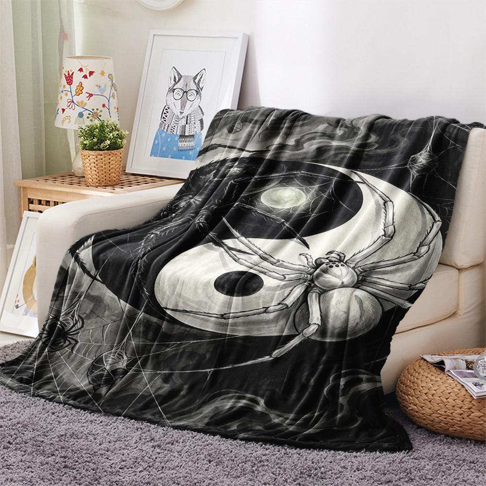 1Pc Dark Spider Print Flannel Blanket, High quality Comfortable for All Seasons, Home Decor, Warmth and Comfort, Perfect for Christmas Gifts W89