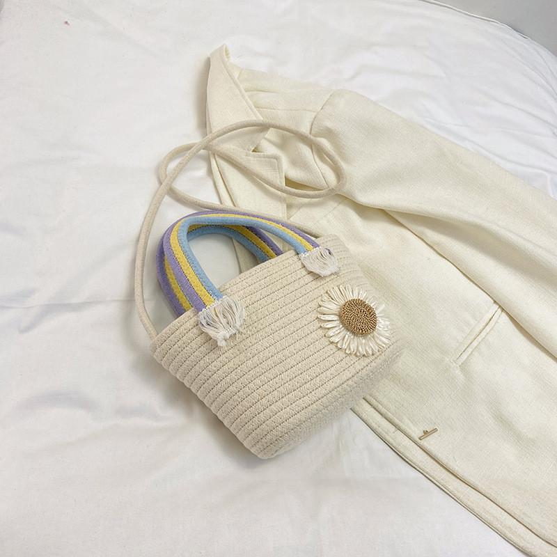 Stylish Urban Chic 2023 Woven Mini Bucket Bag Handheld Shoulder Bag For Women белый