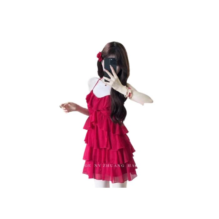 Red suspender dress women's summer new pure desire spice girl vacation style thin a word short skirt cake skirt