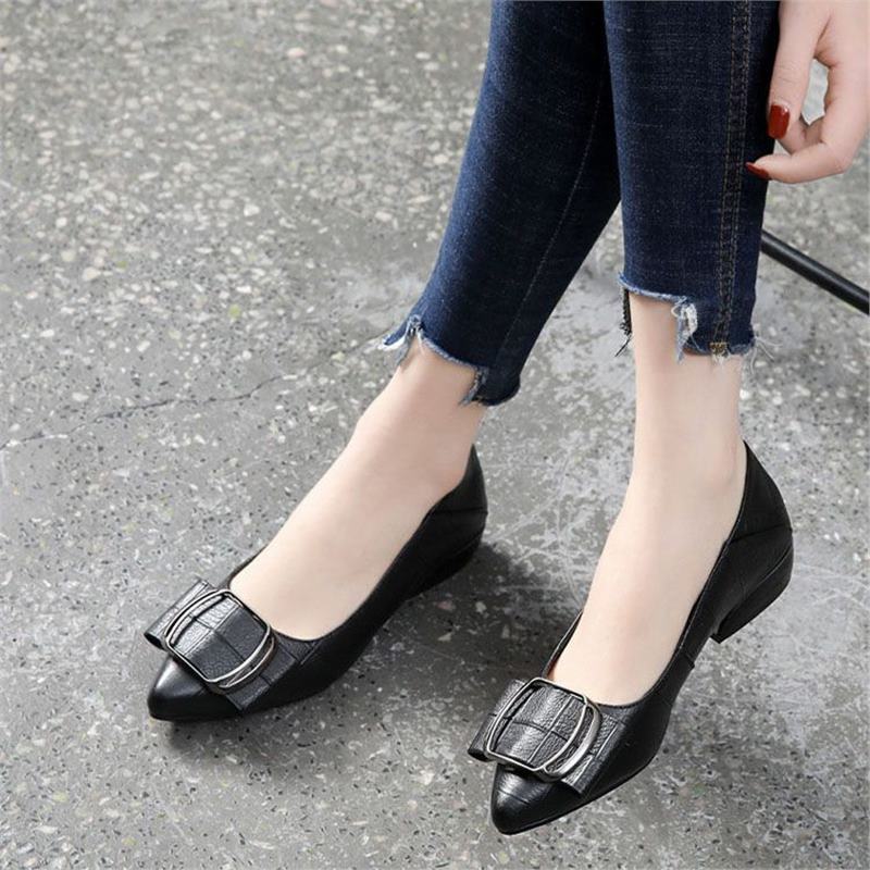 Single shoes women's flat bottom low heel small leather shoes light mouth thick heel pointed spring and summer soft leather new fashion versatile wo