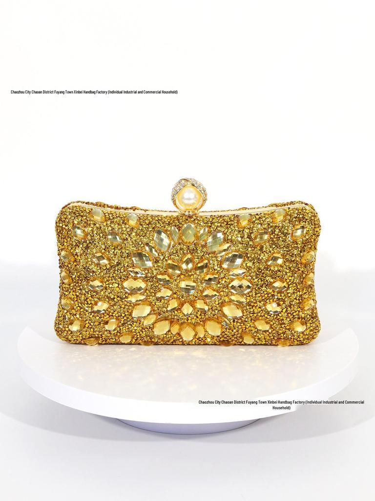 Kadın Elmas Taşlı Akşam Portföy Çantası