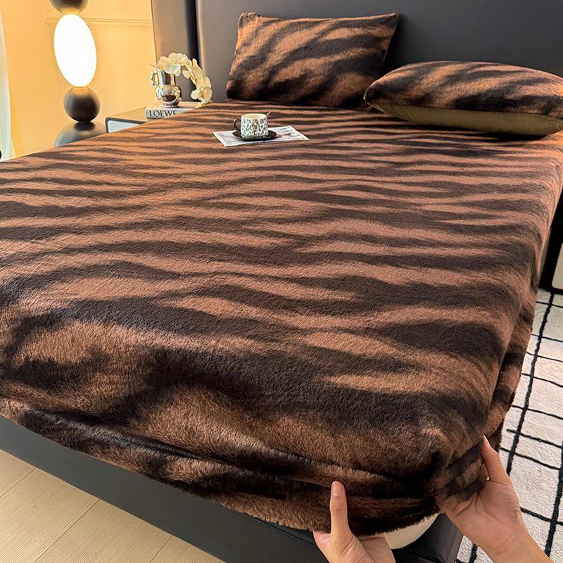 WOSTAR Fluffy Rabbit Plush Fitted Sheet Elastic Mattress Cover Leopard Print Warm Winter Coral Fleece Luxury Double Bed Bedsheet Pillowcase No sheet