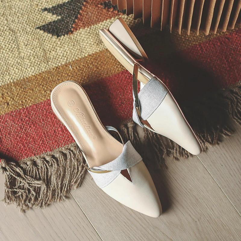 2025 Pointed Toe Sandals Designer Luxury Women Summer Slippers Outer Wear Elegant Single Shoes Plus Size Chaussure Femme