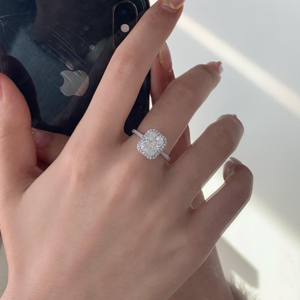Stilvoller S925 Sterling Silber Ring für Mädchen - Leichter Luxus, Super Glänzend, Modern für den täglichen Gebrauch