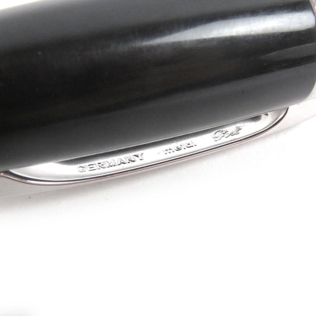 Very Good MONTBLANC Fountain Pen Starwalker Classic Cap Type Black Used