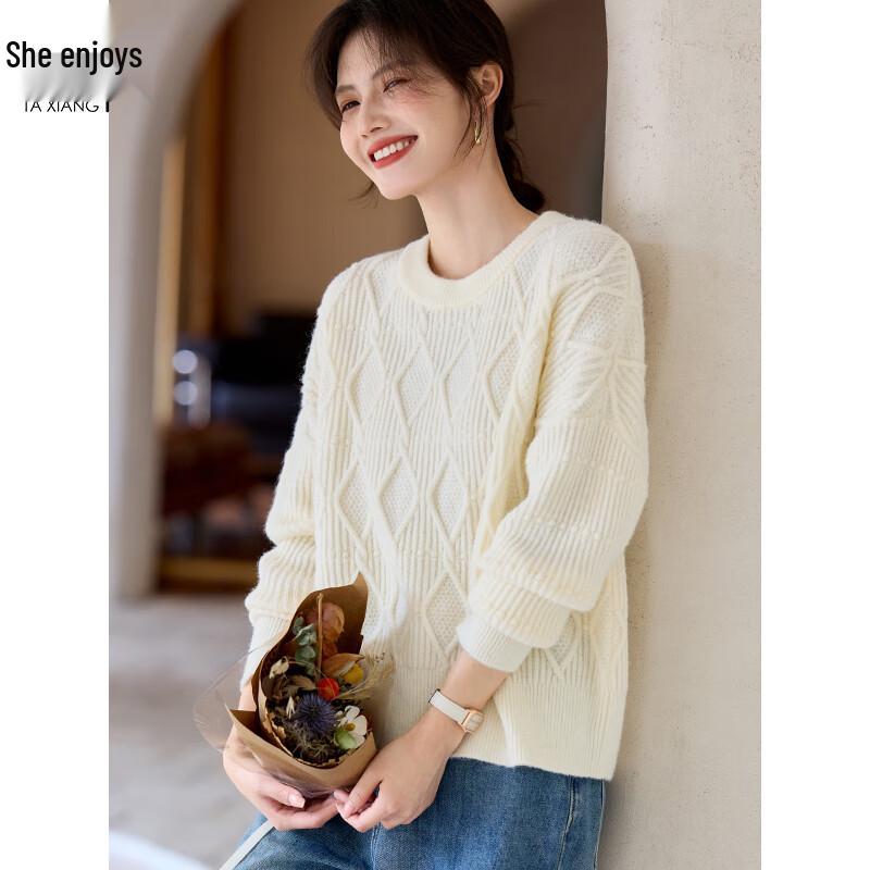 Women's Diamond Cable Knit Round Neck Sweater