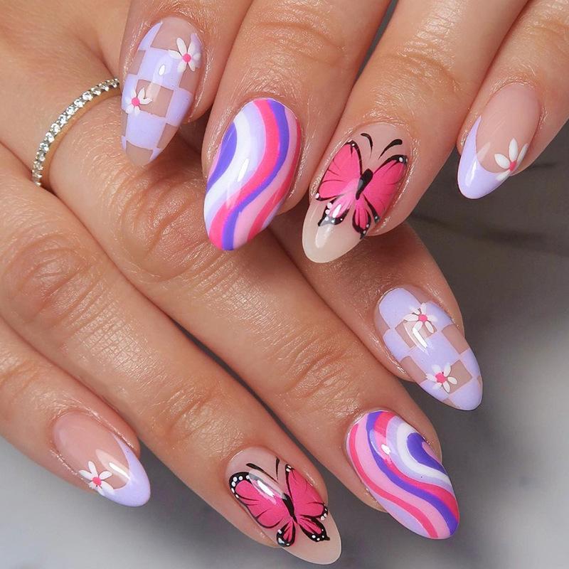 

24-Piece Sweet Checkered Butterfly Stripe Sunflower Wearable Nail Art Set