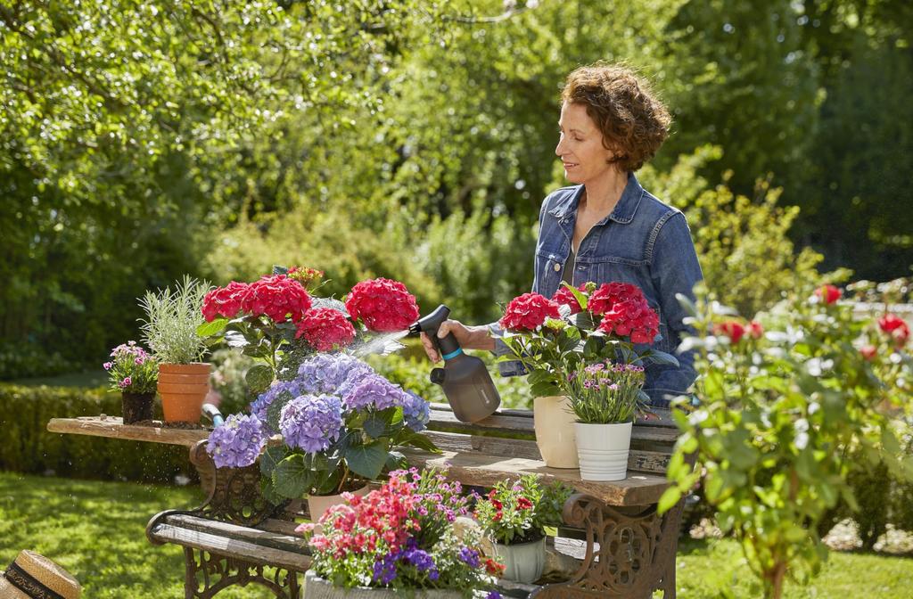 GARDENA Mlha 1L Funkce pro postřikování i při postřiku Zahradničení Zahradničení a Postřikovač, [360° úhel] [Mosazná tryska] [Přepínatelný typ] [Německá značka]