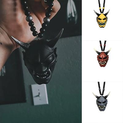 1 Stück Auto Ornament Anhänger Samurai Hannya Helm Japanischer Oni Autozubehör Rückspiegel