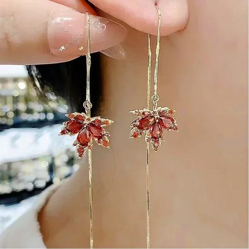 French Vintage Crystal Zircon Red Maple Leaf Earrings For Women Temperament Rhinestone Tassel Earrings Party Jewelry Bijoux Gift