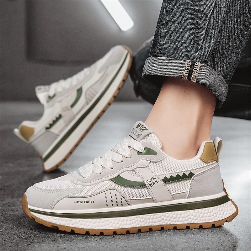 New Fashion Men 's Four Seasons Comfortable Thick Sole Shoes Students BoysTrending Soft Sole Breathable Casual Running Sneakers