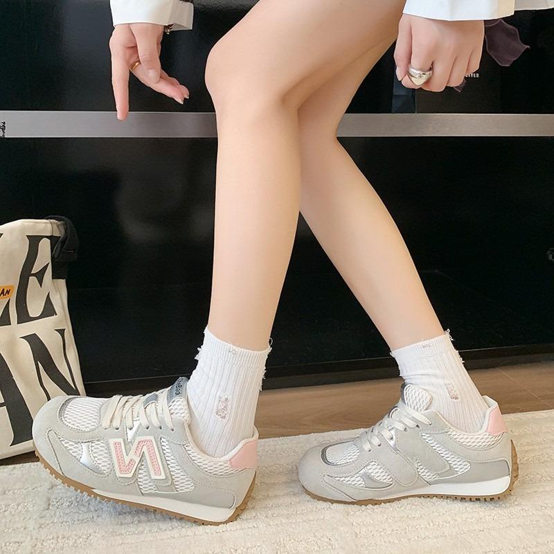 Women's autumn new soft-soled lightweight casual sports shoes student running shoes