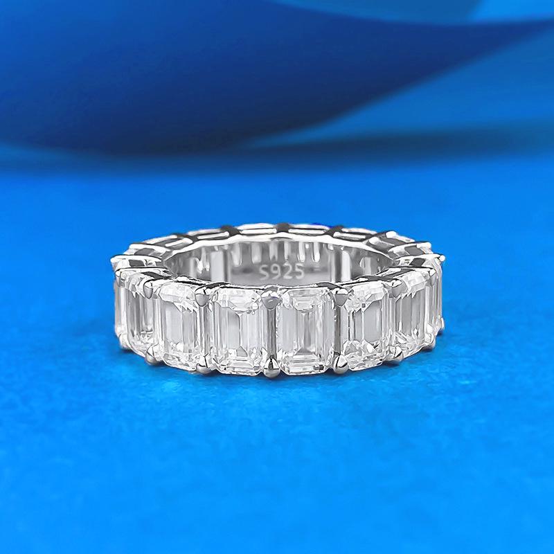 

Xiancan Jewelry S925 Silver Simulated Emerald Eternity Ring - European & American Socialite Style Size 7