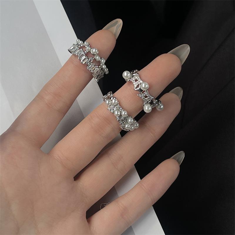 Sky Mirror Light Luxury High-End Zircon Niche Design Fashion Open Ring Pearl Stacked Ring Woman