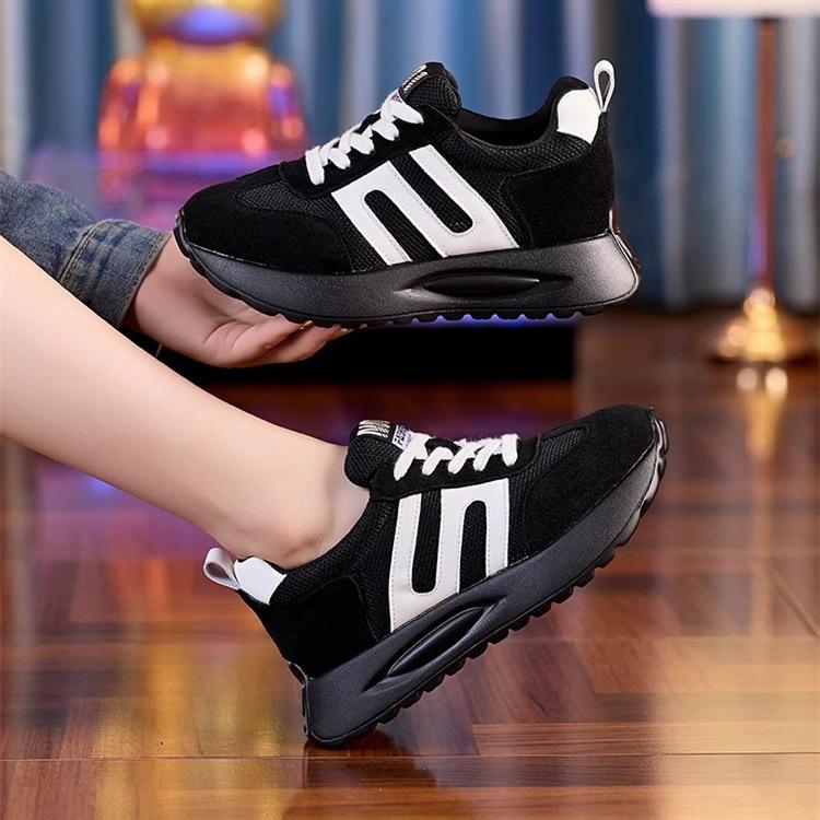 Platform dad shoes women's autumn new versatile feet small German training shoes outdoor mountaineering casual sports shoes casual shoes