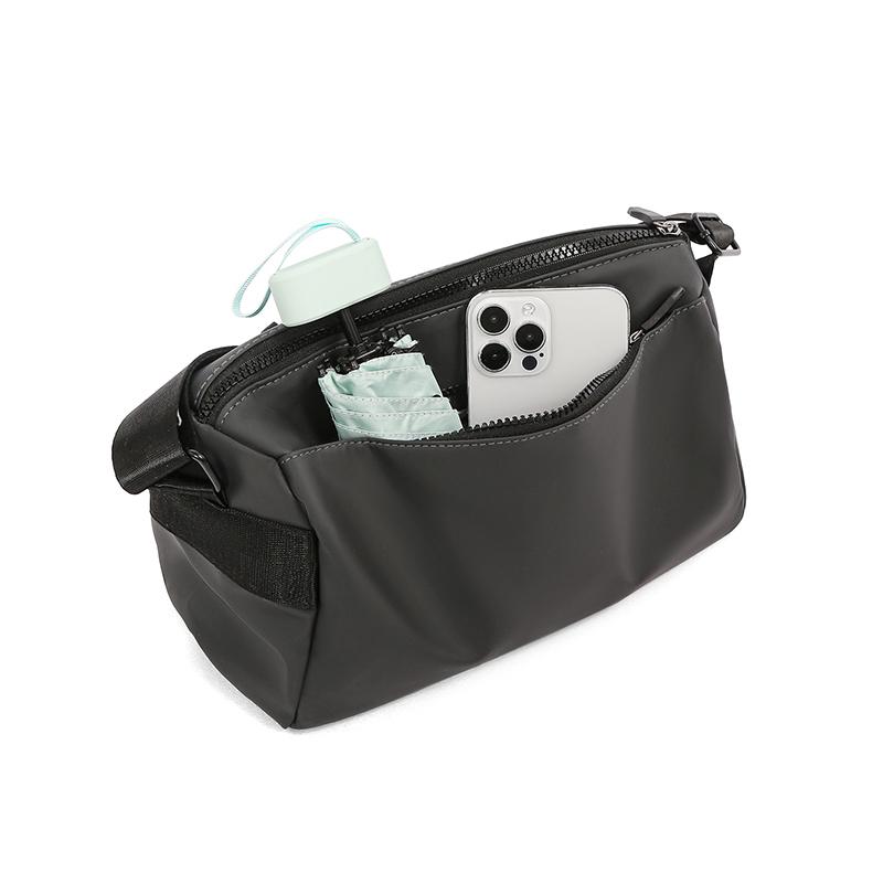 Men's Large Capacity Shoulder Bag Business Postman Waterproof Bag