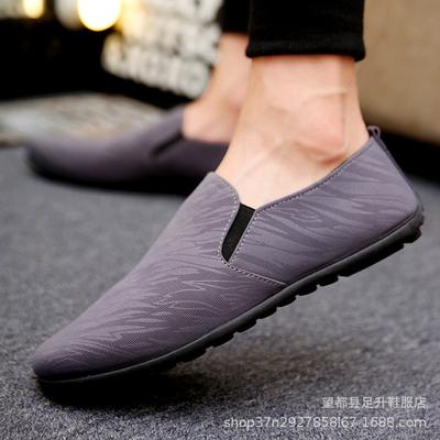 Frühling neue Canvas Doudou Schuhe Ein-Pedal Lazy Schuhe vielseitige lässige trendige Schuhe Social Guy Schuhe Herren Fahrschuhe