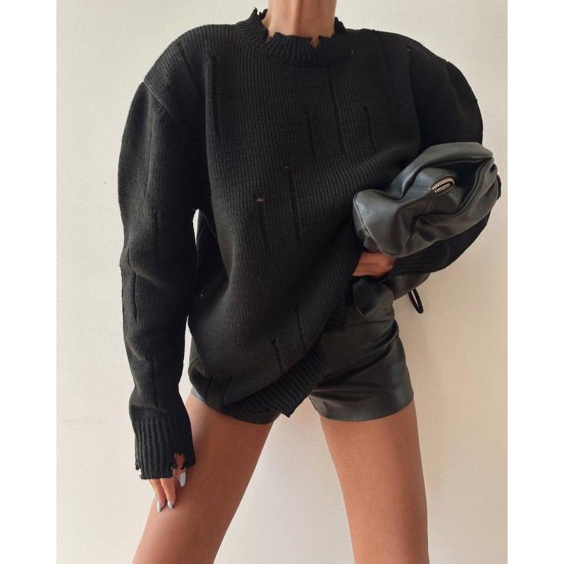 

Женский свободный свитер с круглым вырезом и потертостями XL чёрный