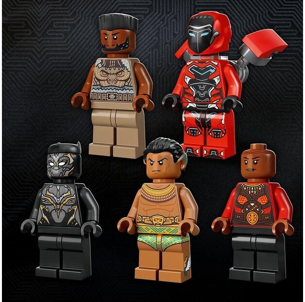 LEGO Marvel 76214 Black Panther: War with Water