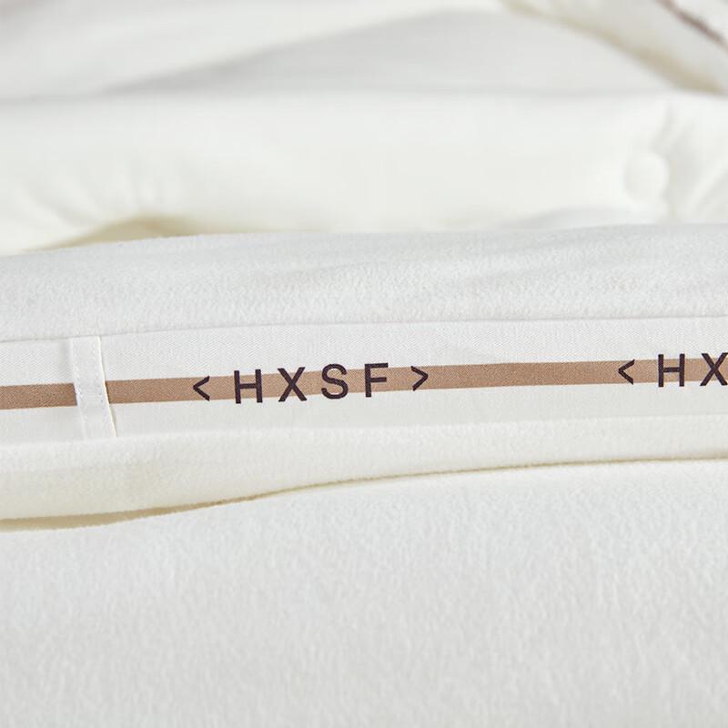 Hongxiu Shifang Milk Foam Quilt