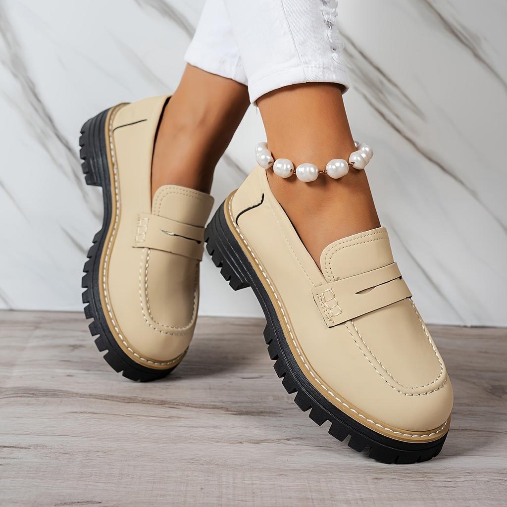 Fashion 2025 New Autumn Loafers Large Size Casual British Style Shoes for Women Chunky Heel Flat Woman Shoes Retro Platform Sneakers