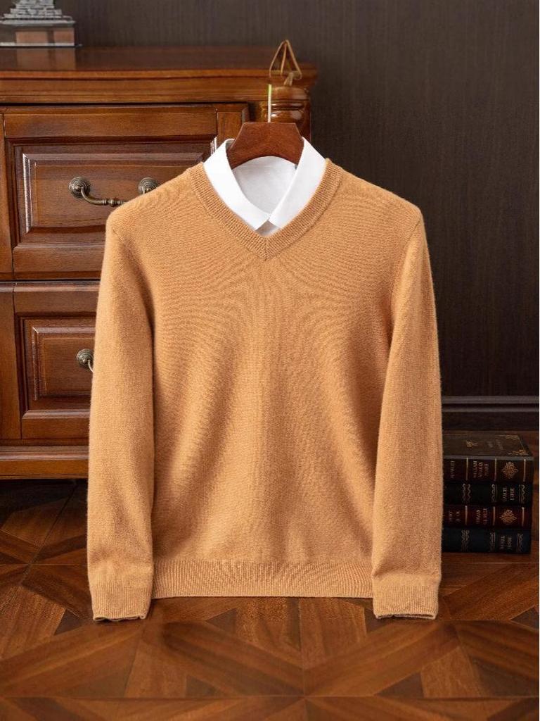 Men's Round Neck Pure Wool Pullover Sweater – Solid Color Knit Base Layer