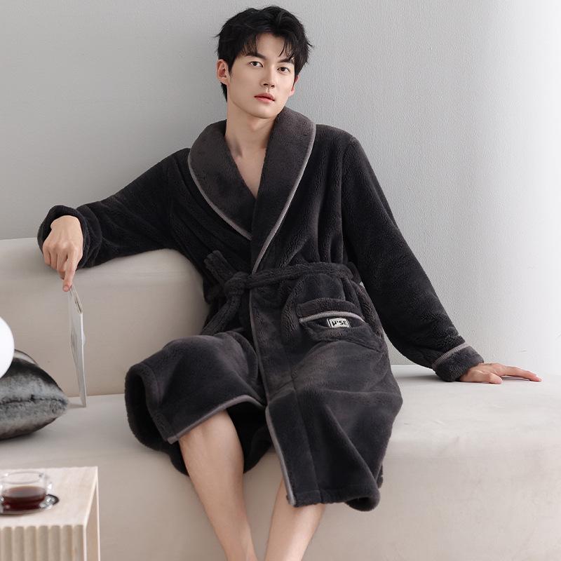 Autumn And Winter Men'S Nightgown Thermal Pajamas Fleece Thickened Flannel Long Bathrobes Coral Fleece Loungewear