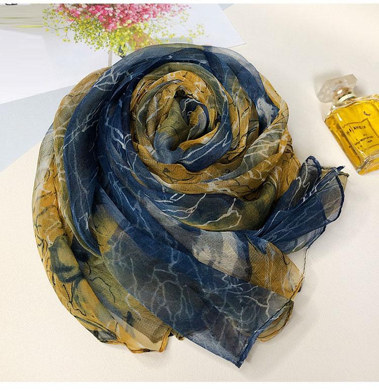 Peak Green Silk Scarf Spring Ladies Fashion Turtle Crack Design Long Silk Scarves Foulard Summer New Beach Shawl Scarf