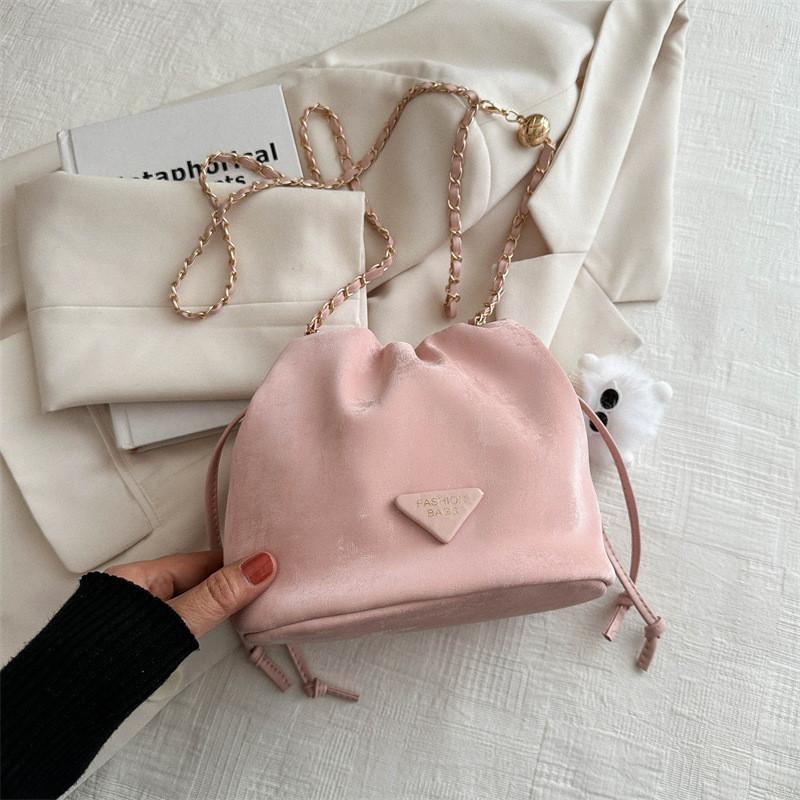 

Chic Vintage Women s Crossbody Bucket Bag In Elegant Black White Purple Pink Without Pendant рожевий