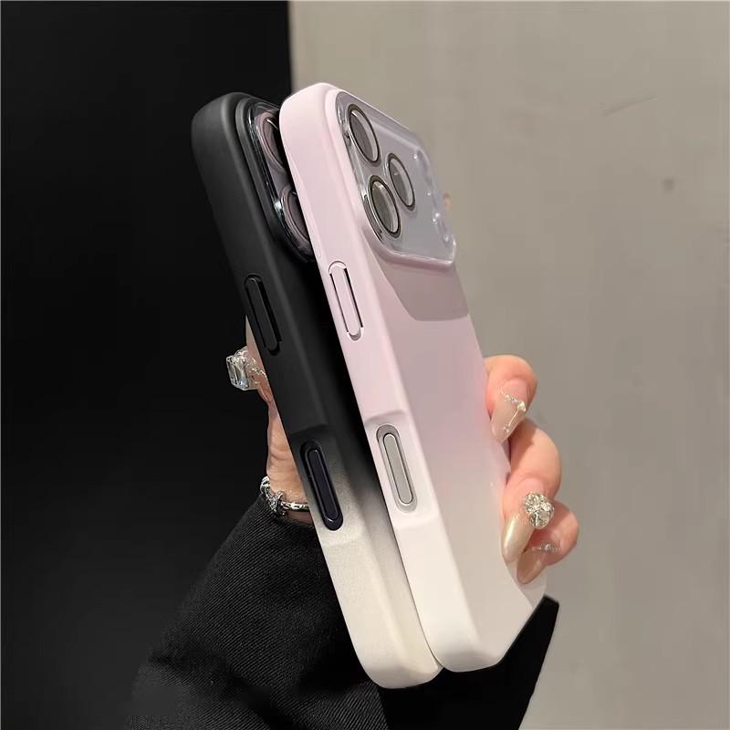 iPhone 17 Pro Max Liquid Silicone Gradient Case with 16-Lens Film Cover
