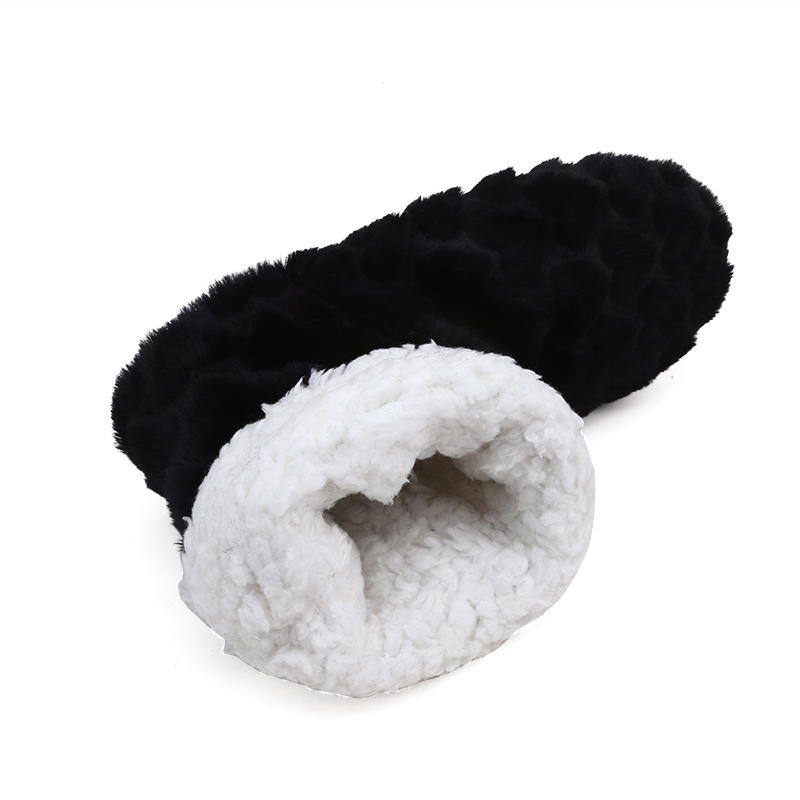Women Winter Couple Warm Slippers Non-slip Thicken Plus Velvet Design Soft Indoor Floor Shoes for Home Bedroom Living Room Cold Days Comfort Wear