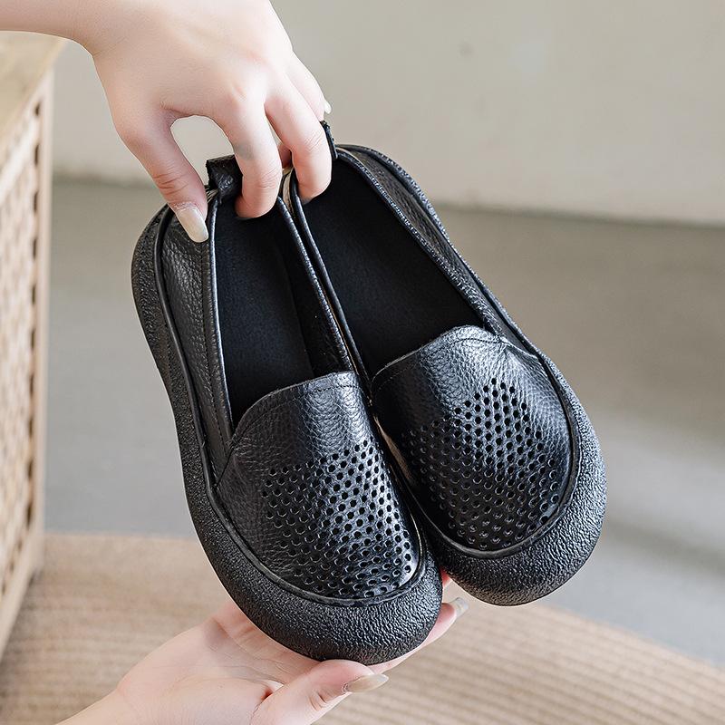 Casual summer new flat-soled single shoes hollow breathable sandals women's leather shoes medium hole shoes