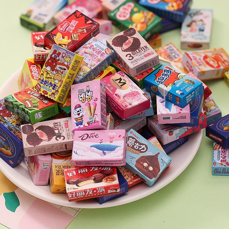 DIY Mini Snack Box Toys for Kids - Convenience Store Play Set with Claw Machine Accessories